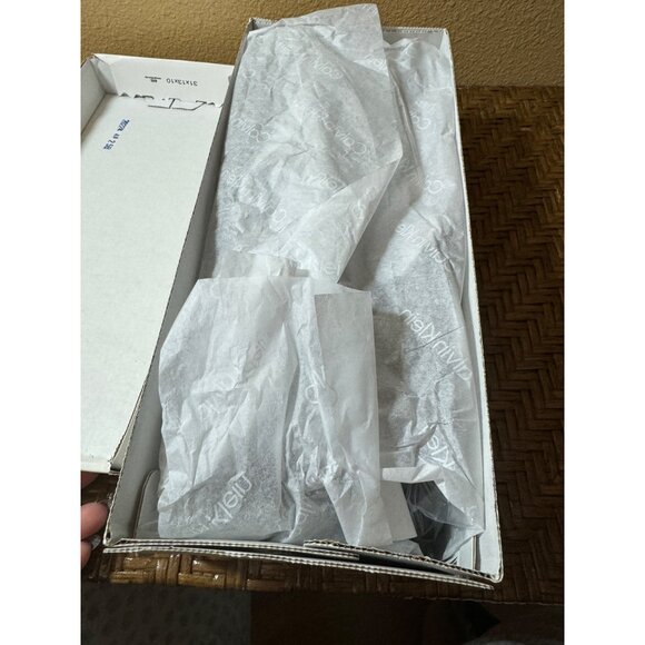 Calvin Klein Odel 12 Womens Pointed Toe Black Flats 9M NEW - Picture 9 of 11